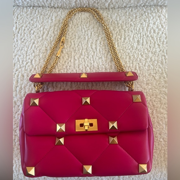 Valentino Roman Stud Large Quilted Bag - Picture 2 of 7